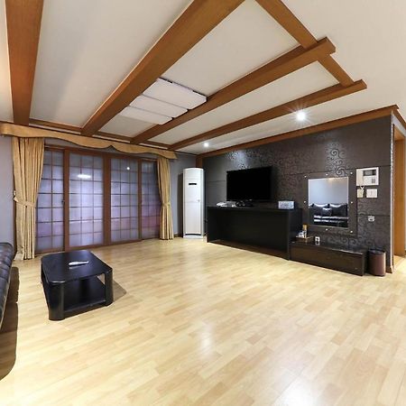 โฮเต็ล เมเจอร์ เชจู Hotel เมืองเชจู ภายนอก รูปภาพ