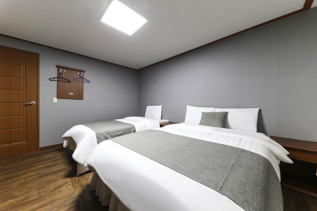โฮเต็ล เมเจอร์ เชจู Hotel เมืองเชจู ภายนอก รูปภาพ