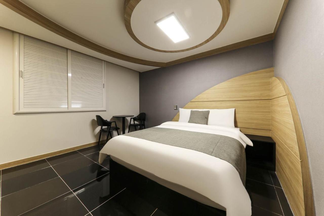 โฮเต็ล เมเจอร์ เชจู Hotel เมืองเชจู ภายนอก รูปภาพ