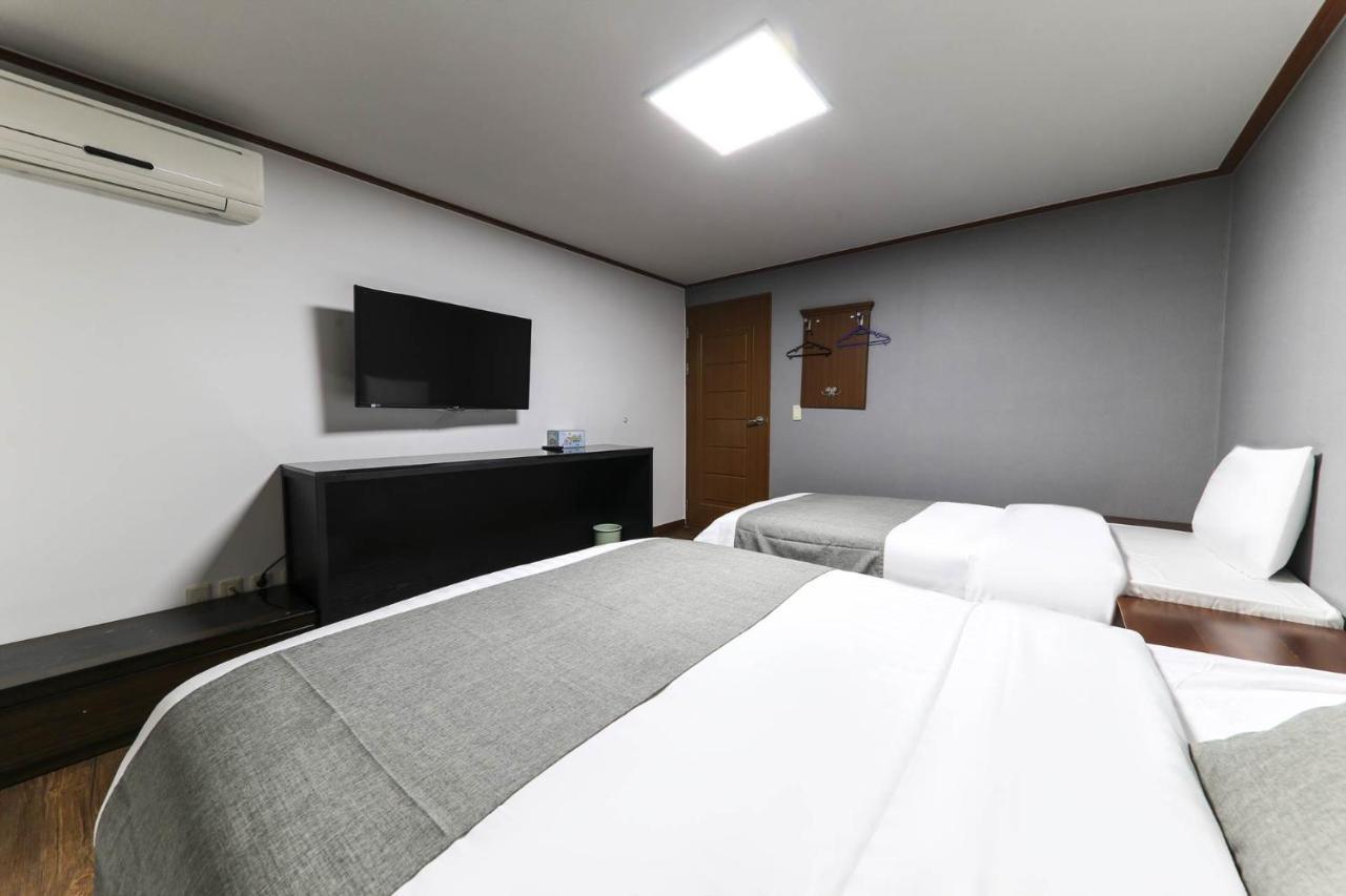 โฮเต็ล เมเจอร์ เชจู Hotel เมืองเชจู ภายนอก รูปภาพ