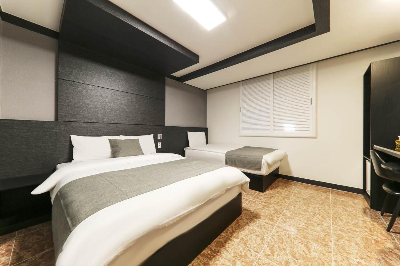 โฮเต็ล เมเจอร์ เชจู Hotel เมืองเชจู ภายนอก รูปภาพ