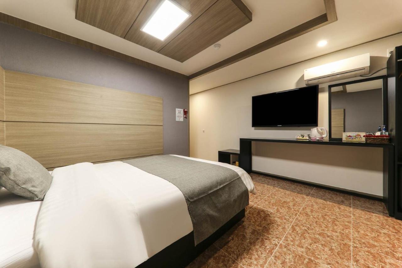 โฮเต็ล เมเจอร์ เชจู Hotel เมืองเชจู ภายนอก รูปภาพ