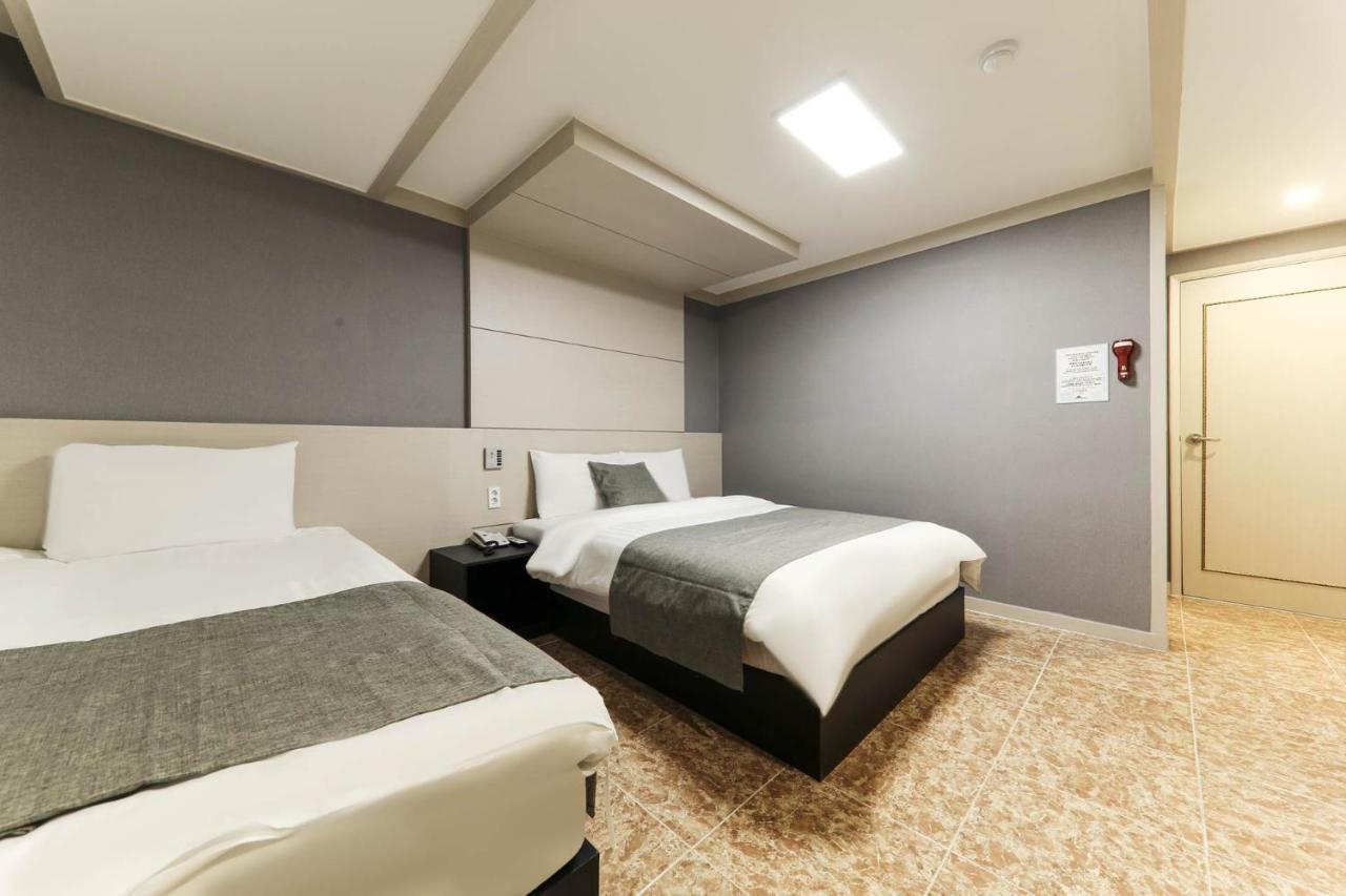 โฮเต็ล เมเจอร์ เชจู Hotel เมืองเชจู ภายนอก รูปภาพ