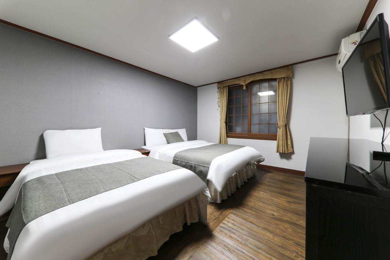 โฮเต็ล เมเจอร์ เชจู Hotel เมืองเชจู ภายนอก รูปภาพ