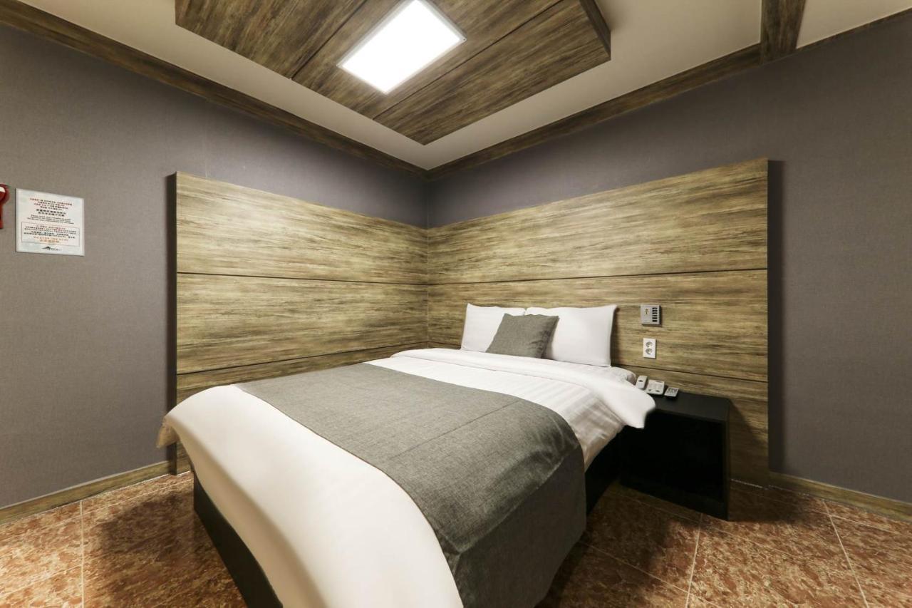 โฮเต็ล เมเจอร์ เชจู Hotel เมืองเชจู ภายนอก รูปภาพ